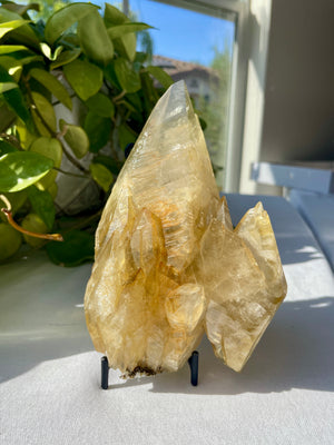 Missouri Calcite with Chalcopyrite