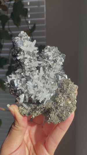 Quartz, Sphalerite and Pyrrhotite from the Trepča Mine, Kosovo