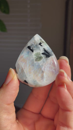 Flashy Rainbow Moonstone