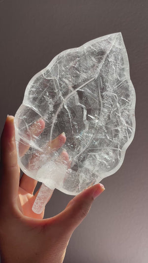 Himalayan Quartz Leaf Bowl