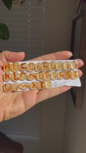 Agate Alphabet Set Indonesia