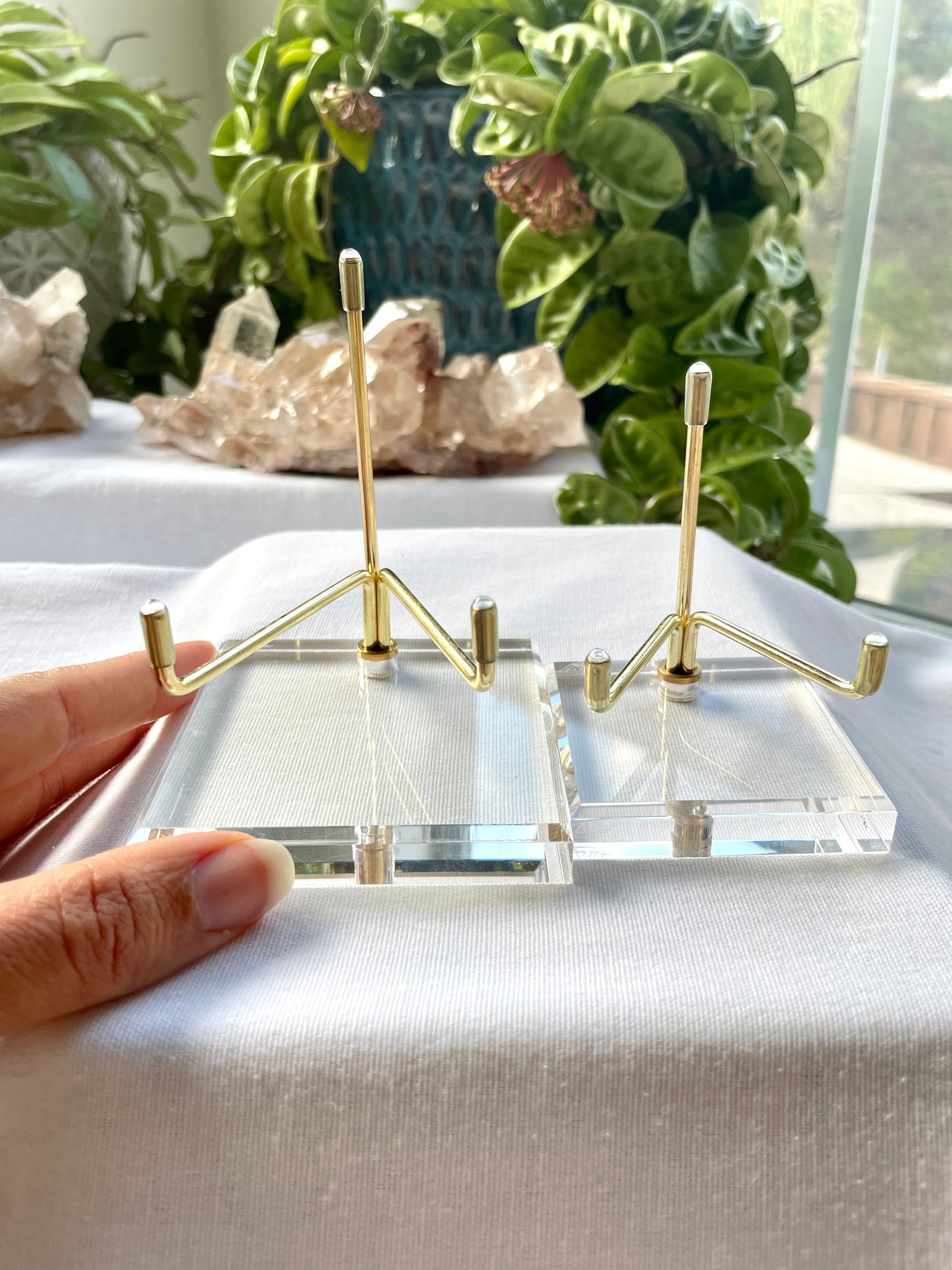 Crystal Display Stand ~ 2 sizes